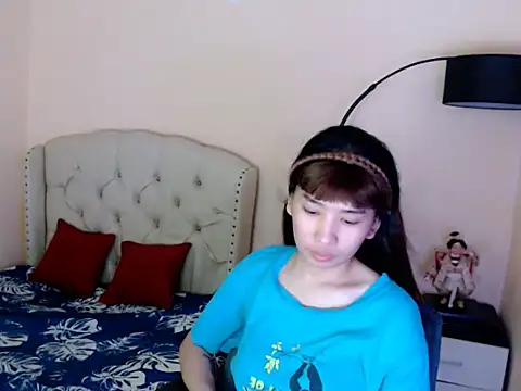 ShantalFoxxy_