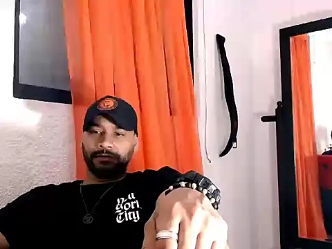 musclehetero webcam