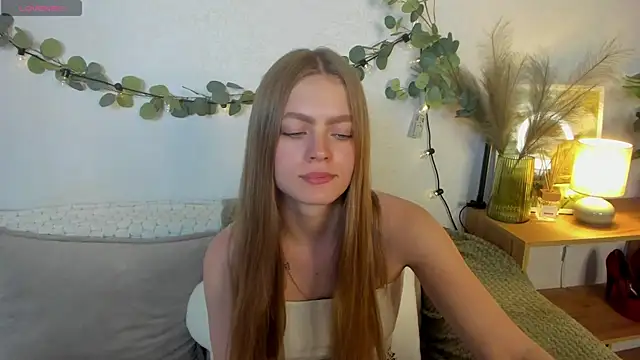 honeyemilly - HoneyEmilly's free webcam - UK Sex Cams