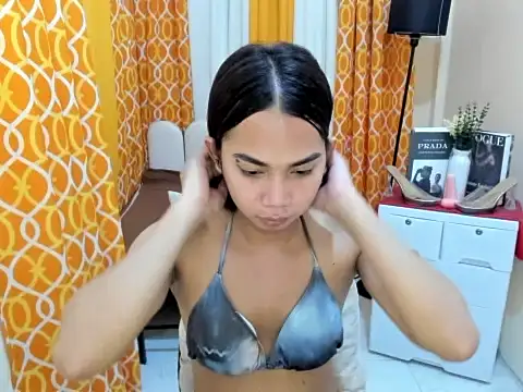 TsAlexa_Blaire webcam
