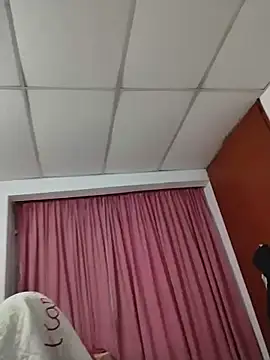 Kkjjjjnbbj webcam