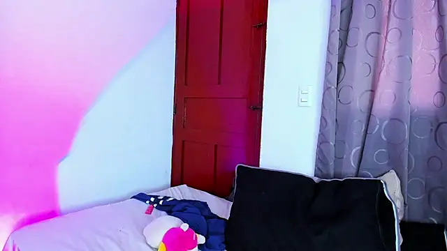 Raven_Day_ webcam