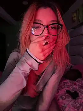 Nana-Komatsu webcam