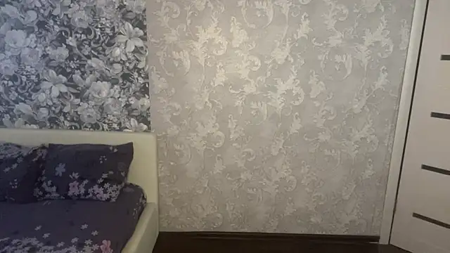 CuteAndShiny webcam