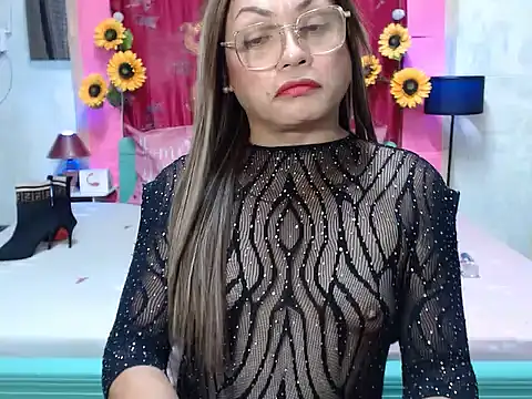 UrAsianPrincessDanie webcam