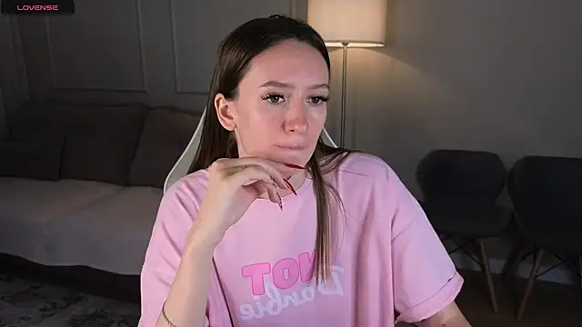 cutienaughtygirl webcam