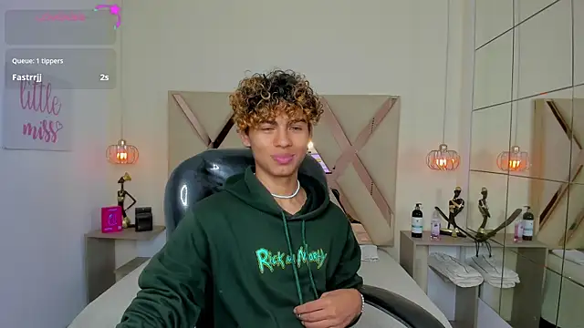 Anyelo_Twink webcam