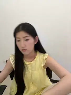 Mina_168 webcam