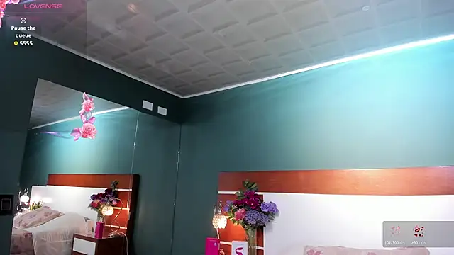 Miss_serena webcam