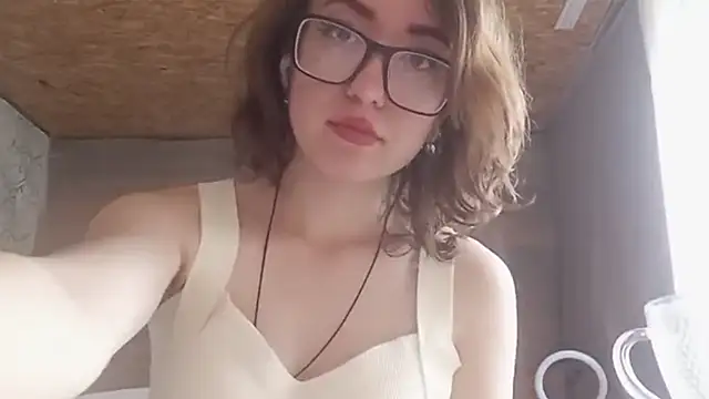 OliviaMoment webcam