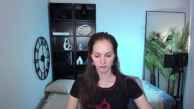 Miranda Glow (MirandaGlow)