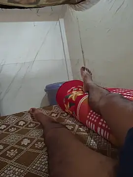 indian_cheesy-boss (Ask my age) - FLASH STALE CHEESY  DICK