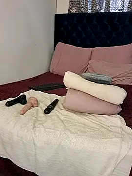 BootyCallEver webcam