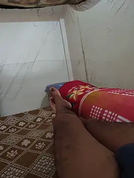 indian_cheesy-boss (Ask my age) - FLASH STALE CHEESY  DICK