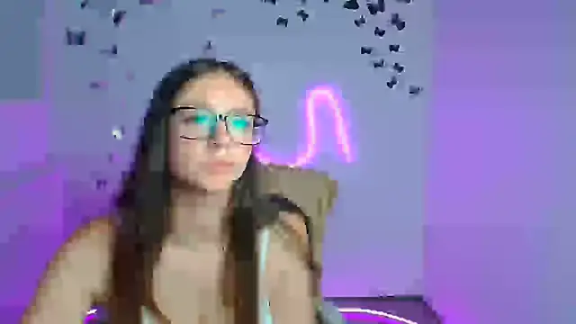 Watch KissMeJulia live on EroticFlix - High definition streams