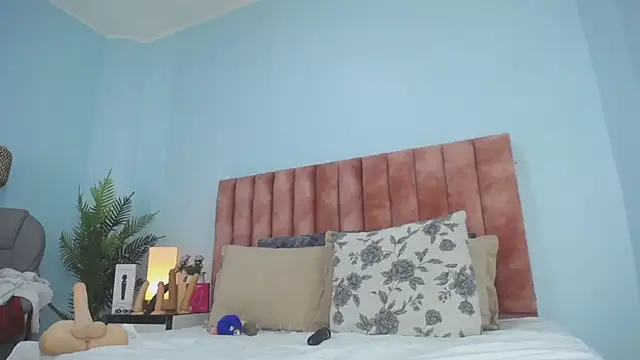 nana_levy webcam