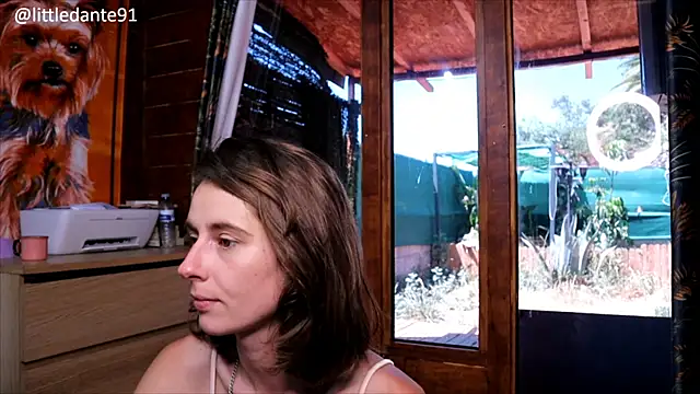LittleMe97 webcam