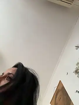 Hotmomcheckk_ webcam