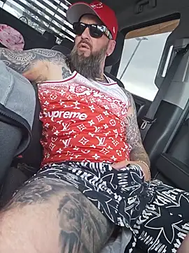 Beardedtattood webcam