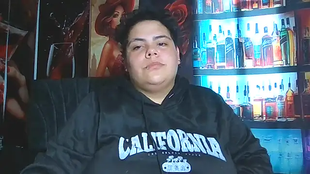 Hailey_Curvy webcam