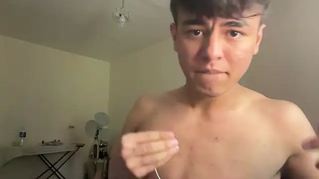 ToddWarren live cam on StripChat