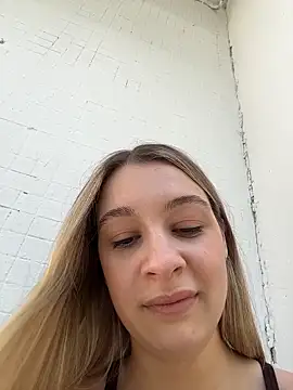 sashacatt (F young) - Masturbation+one finger in  pussy🔥