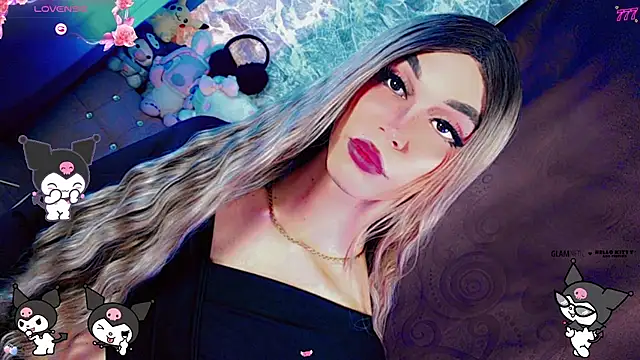 Megaan_Dolll webcam