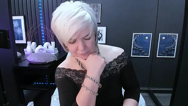 carmensoft (F mature) - Deep meaningful conversation