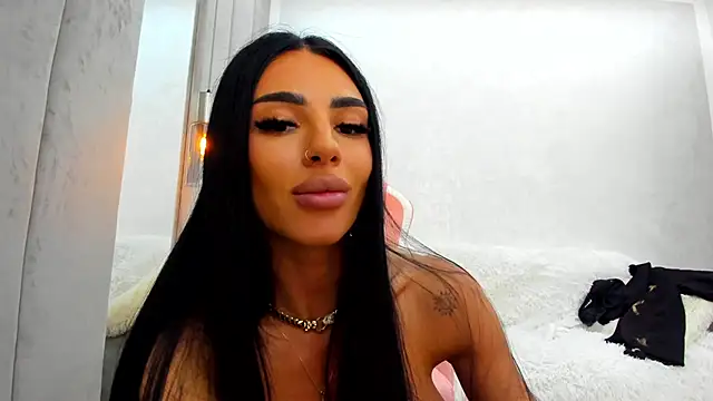 Britney_Charm_ webcam