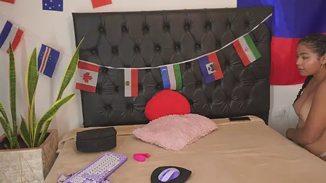 Anais_aradia webcam