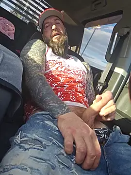 Beardedtattood webcam