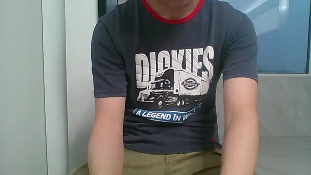 nole_china7 (Ask my age) - talk / fun / cum