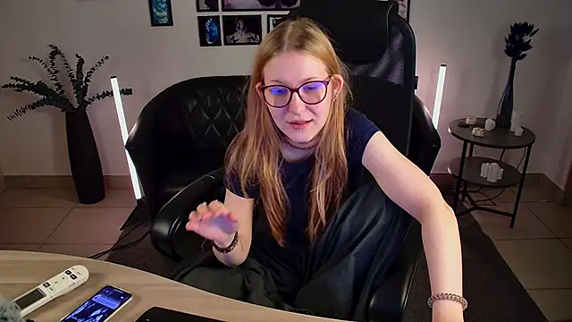 Watch lanafitch live on EroticFlix - High definition streams
