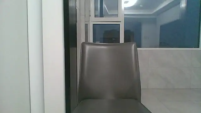 nole_china7 (Ask my age) - talk / fun / cum
