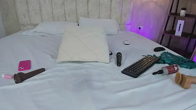 LilithHarperr_ live cam
