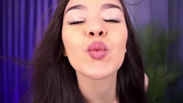 SelenneVoss webcam