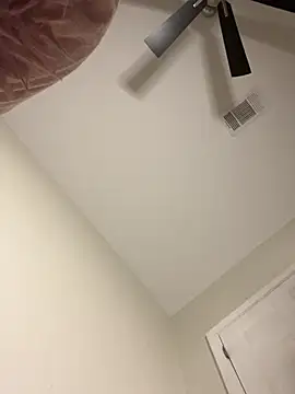 treasurebabii webcam