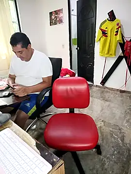hotandfierylatinos2023's live room