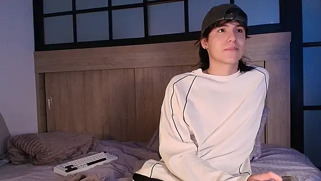 Daphne_and_Roger_ webcam