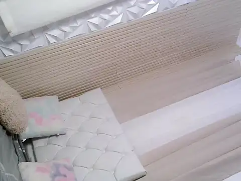 twerkitlike_twinkle webcam