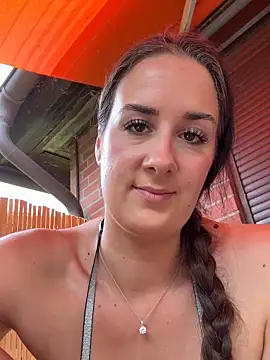 EllaMae webcam
