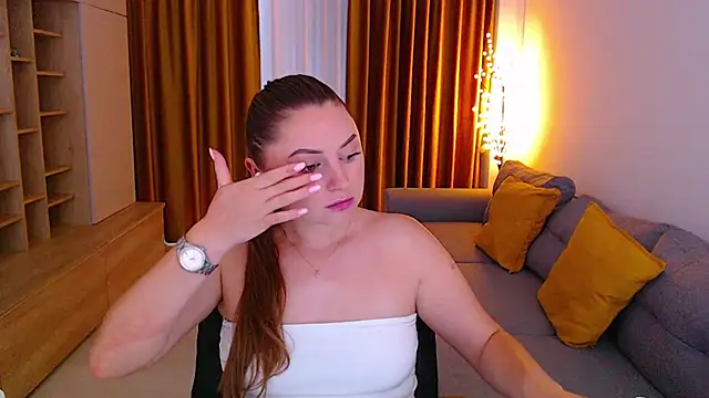 mia_bloomy webcam