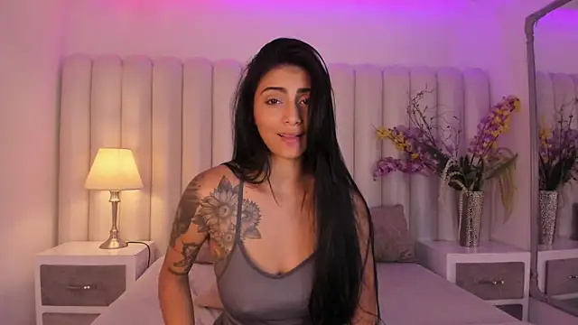 Watch CleoSteele live on EroticFlix - High definition streams