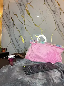 Tinakitten webcam