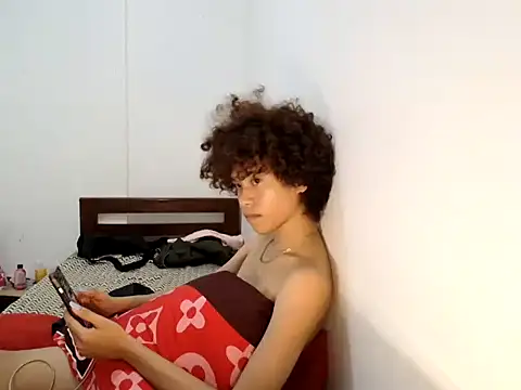 Curlsy24 webcam