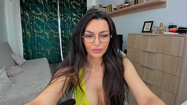 TemptingTeaserr webcam
