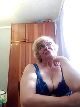 52MiaLove02 webcam