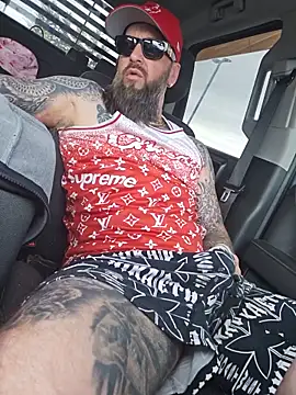 Beardedtattood webcam
