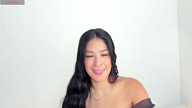 bella_hadid1_ webcam