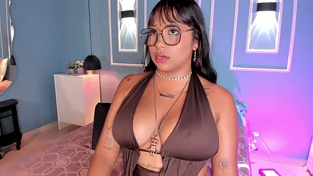 isabella_zc webcam